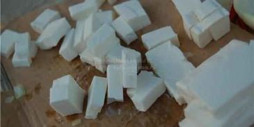 баварский пивной сырный суп с копчеными колбасками