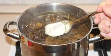 сливочно-сырный суп с грибами