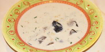 сливочно-сырный суп с грибами