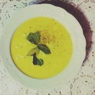 Рецепт Сырного супа-пюре с черносливом и цветной капустой