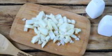 сырный суп с брокколи в булочках