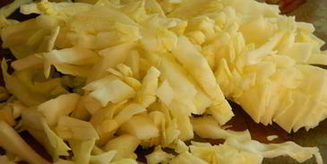 сырный суп с горошком и капустой