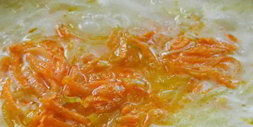 сырный суп с горошком и капустой