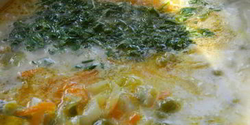 сырный суп с горошком и капустой