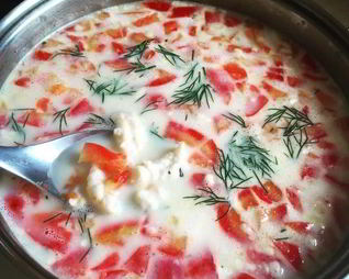 Сырный суп с креветками и болгарским перцем