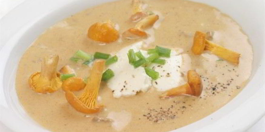 Рецепт сырного супа с лисичками