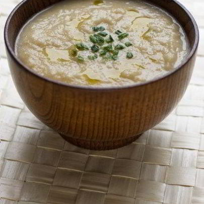 Сырный суп с сельдереем