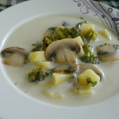 Сырный суп с шампиньонами и брокколи