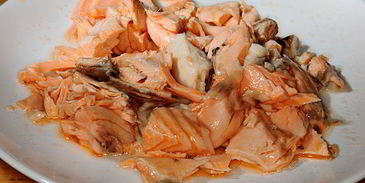 острый рыбный суп — уха с венгерским акцентом