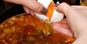 острый рыбный суп — уха с венгерским акцентом