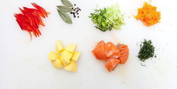 уха по-боярски с семгой