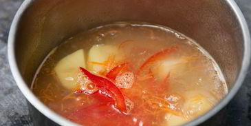 уха по-боярски с семгой