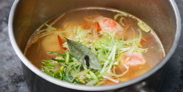 уха по-боярски с семгой