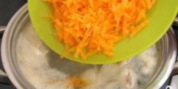 уха с перловкой