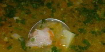 уха с пшеном и картошкой