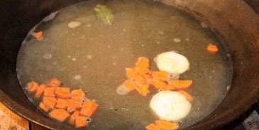 уха с речной рыбы