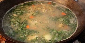 уха с речной рыбы