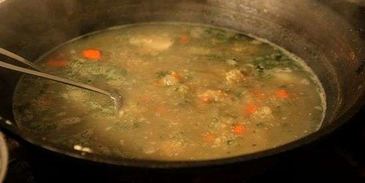 уха с речной рыбы