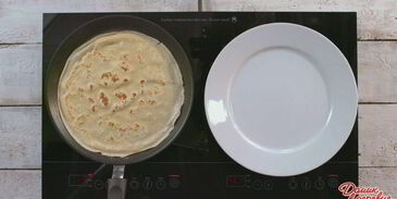 блинчики с красной икрой