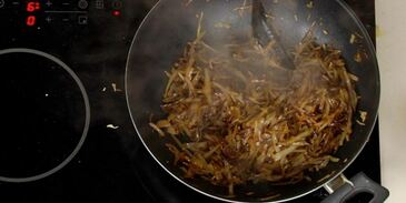 блинчики с жареной капустой