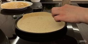 блины из цельнозерновой муки на молоке