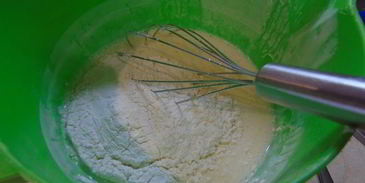 блины на двух видах молока