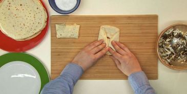 блины с грибами и яйцом