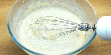 блины с колбасой и сыром