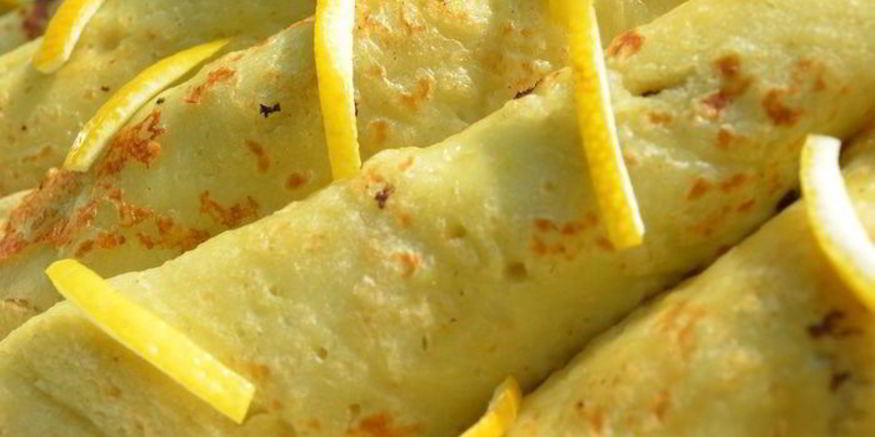 Рецепт манных блинов с банановой начинкой