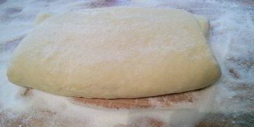 булочки из слоеного теста свиные уши