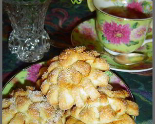 Булочки Хризантемы