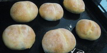 французские булочки аппетитные