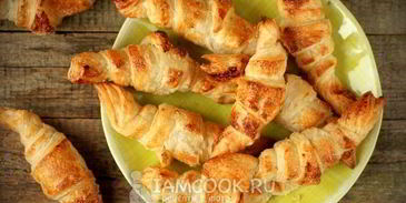 круассаны из готового слоеного теста