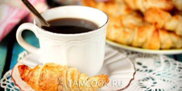 круассаны из готового слоеного теста