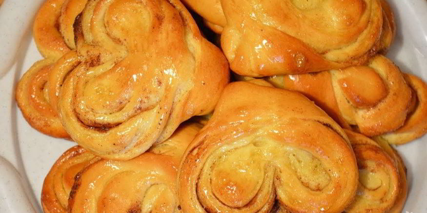 Рецепт медовых плюшек с корицей и сахаром