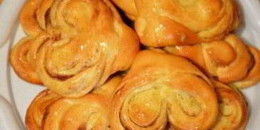 медовые плюшки с корицей и сахаром