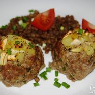 Рецепт Мясных ватрушек с фруктовой начинкой