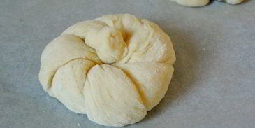 сдобные булочки с кунжутом