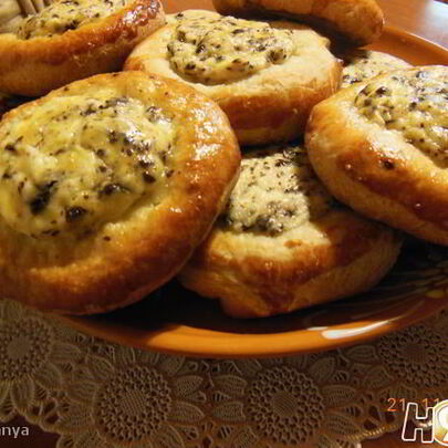 Ватрушки с творогом и шоколадом