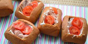 закусочные булочки с тунцом