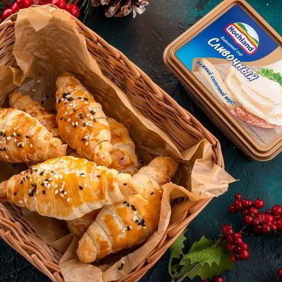 Закусочные мини-круассаны с красной рыбой