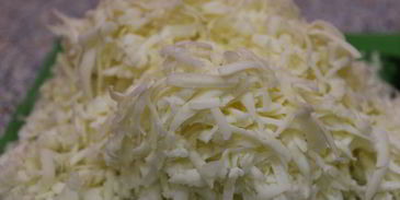 быстрые слойки с брынзой и зеленью