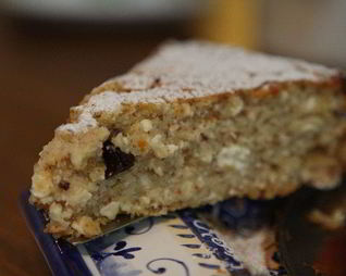 Австрийский чизкейк с миндалем и изюмом