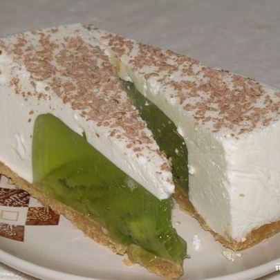 Чизкейк с киви без выпечки