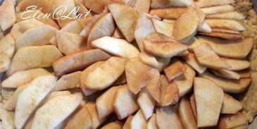 чизкейк с яблоками и темным шоколадом