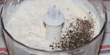 печеночный чизкейк с орехами и грибами