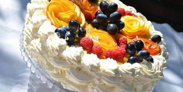 шоколадный чизкейк с фруктами