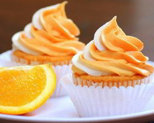 Апельсиновые капкейки с творожным кремом