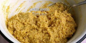 ароматный миндальный кекс с малиной