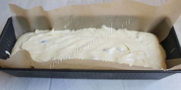 кекс на сгущенке с изюмом